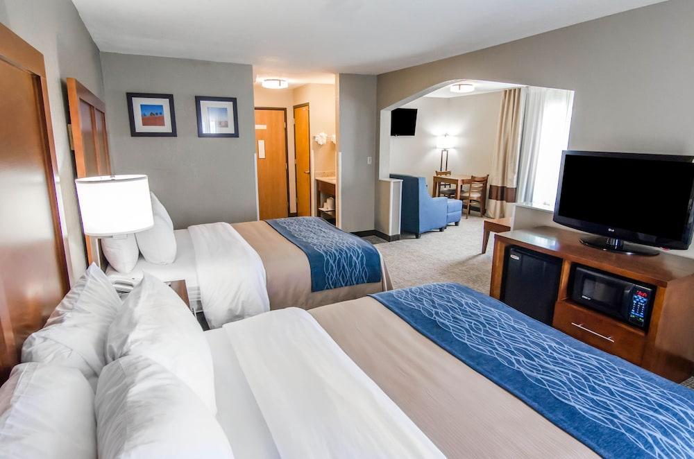 Comfort Inn & Suites Питсбърг Екстериор снимка