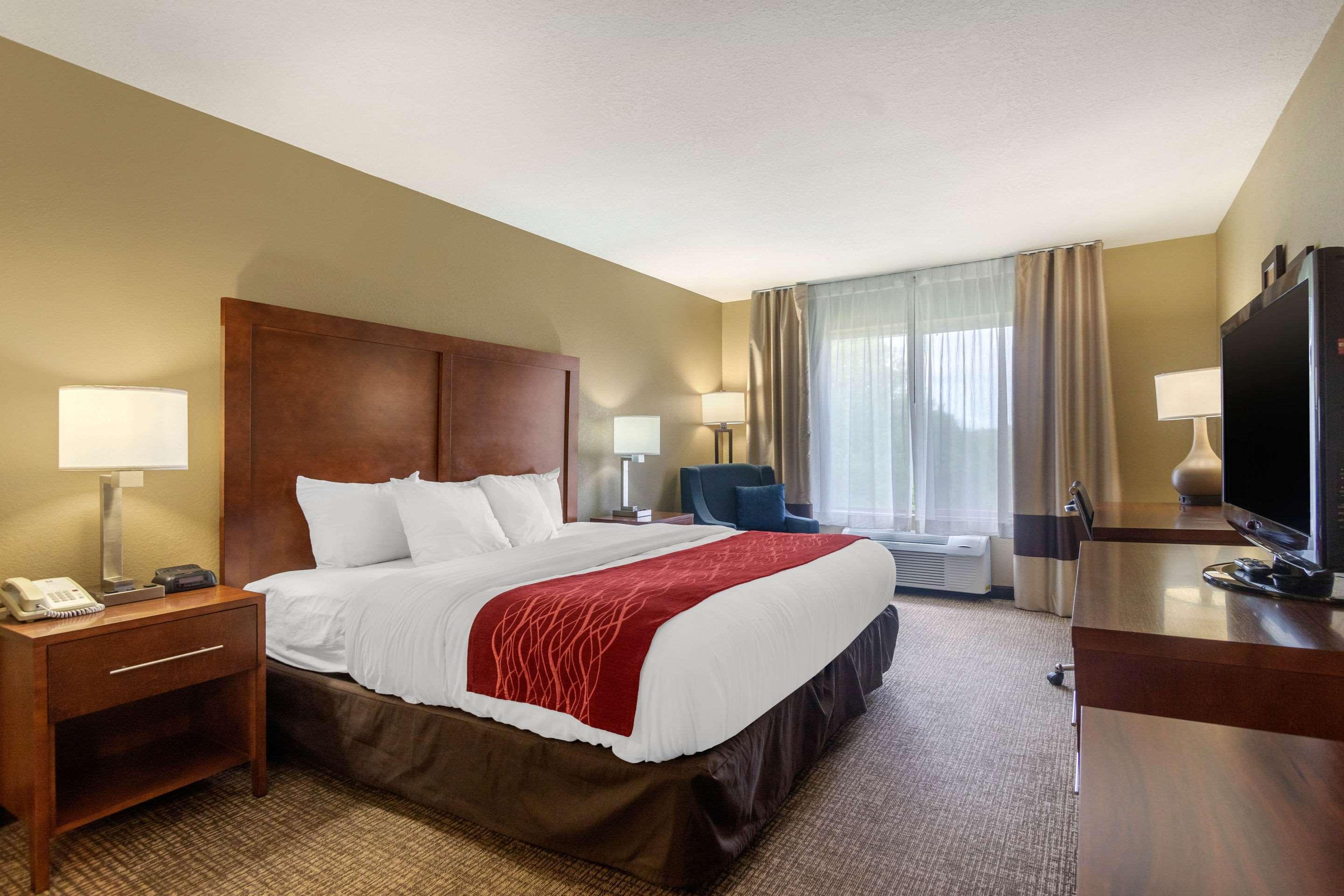 Comfort Inn & Suites Питсбърг Екстериор снимка
