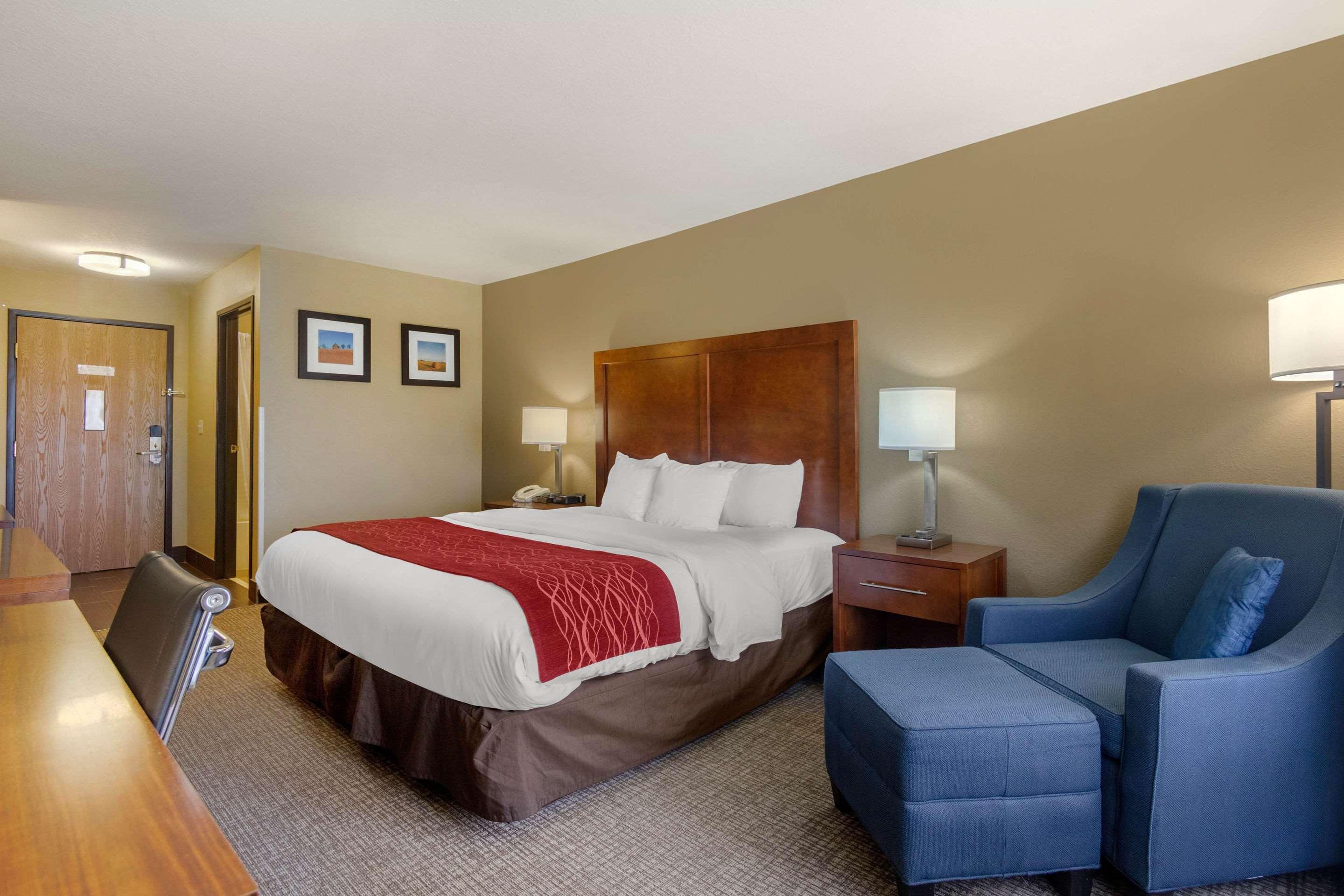 Comfort Inn & Suites Питсбърг Екстериор снимка