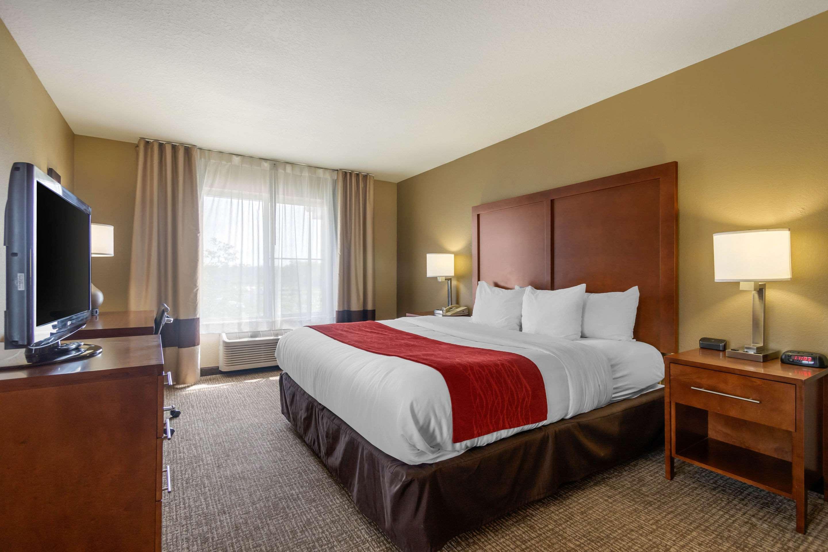 Comfort Inn & Suites Питсбърг Екстериор снимка