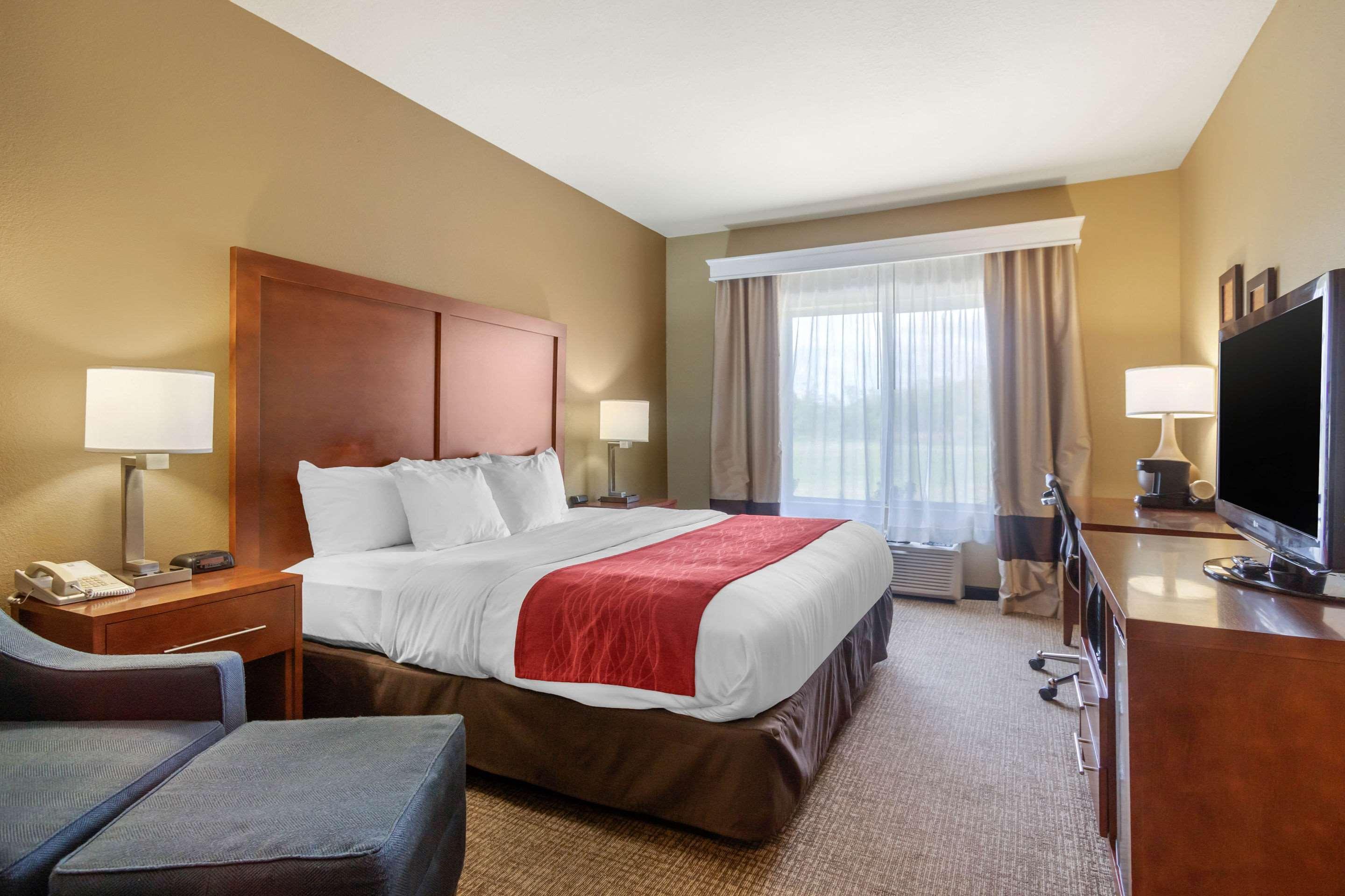 Comfort Inn & Suites Питсбърг Екстериор снимка