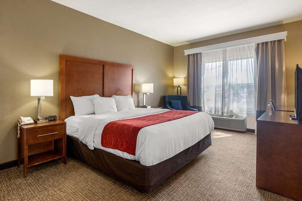Comfort Inn & Suites Питсбърг Стая снимка