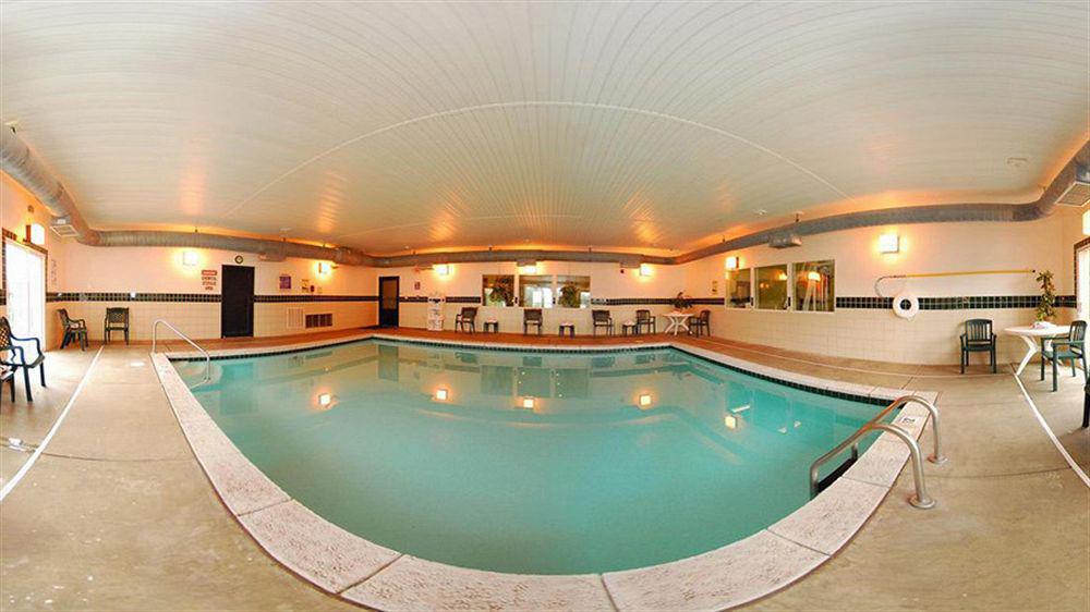 Comfort Inn & Suites Питсбърг Екстериор снимка
